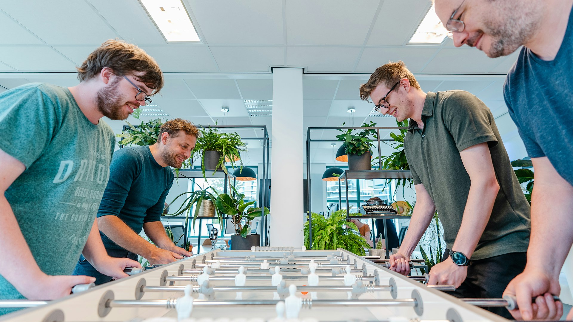 WHITE Collegas - tafelvoetbal - ontspanning